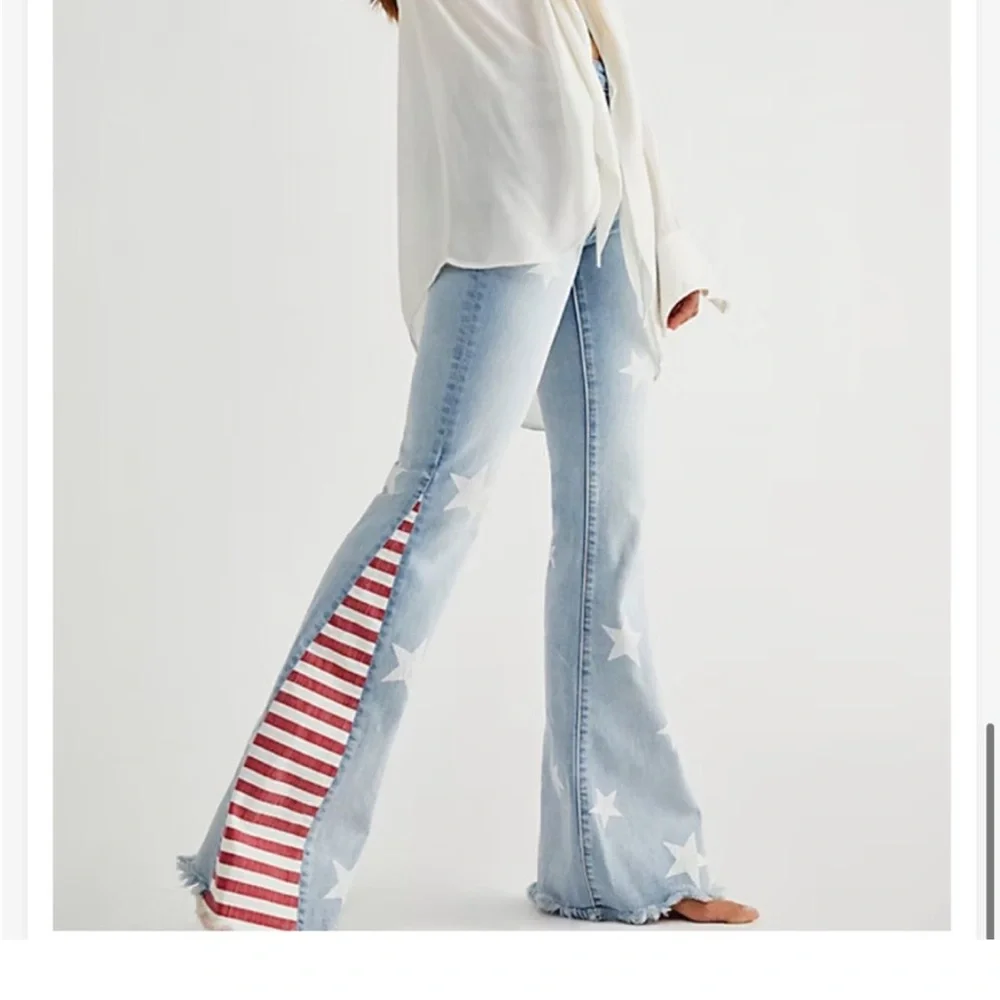 4th of July ready with these DRIFTWOOD Light Blue Star and Red Stripe FlareJeans - Picture 2 of 8